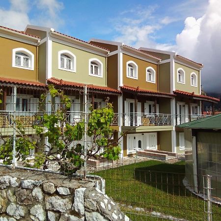 Dogis Retreat Apartment Agia Efimia ภายนอก รูปภาพ