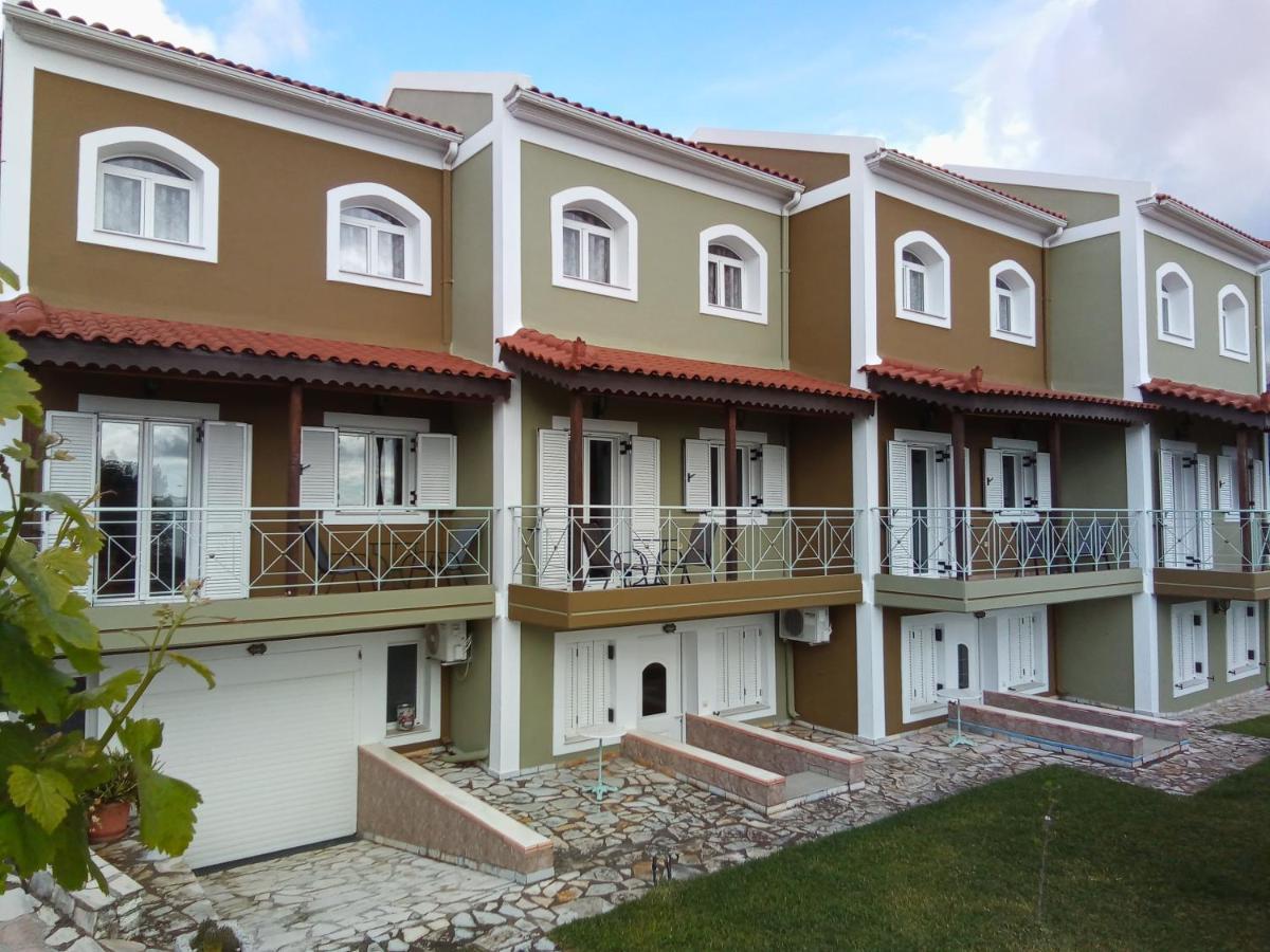 Dogis Retreat Apartment Agia Efimia ภายนอก รูปภาพ