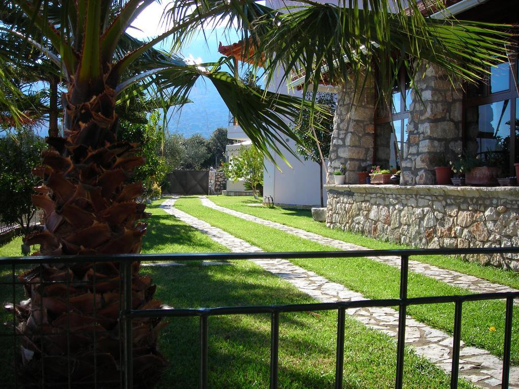 Dogis Retreat Apartment Agia Efimia ภายนอก รูปภาพ