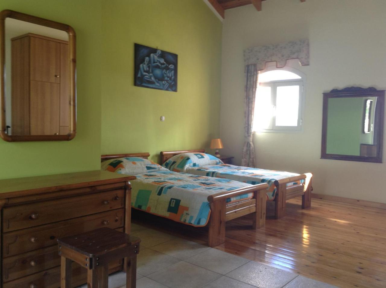 Dogis Retreat Apartment Agia Efimia ภายนอก รูปภาพ