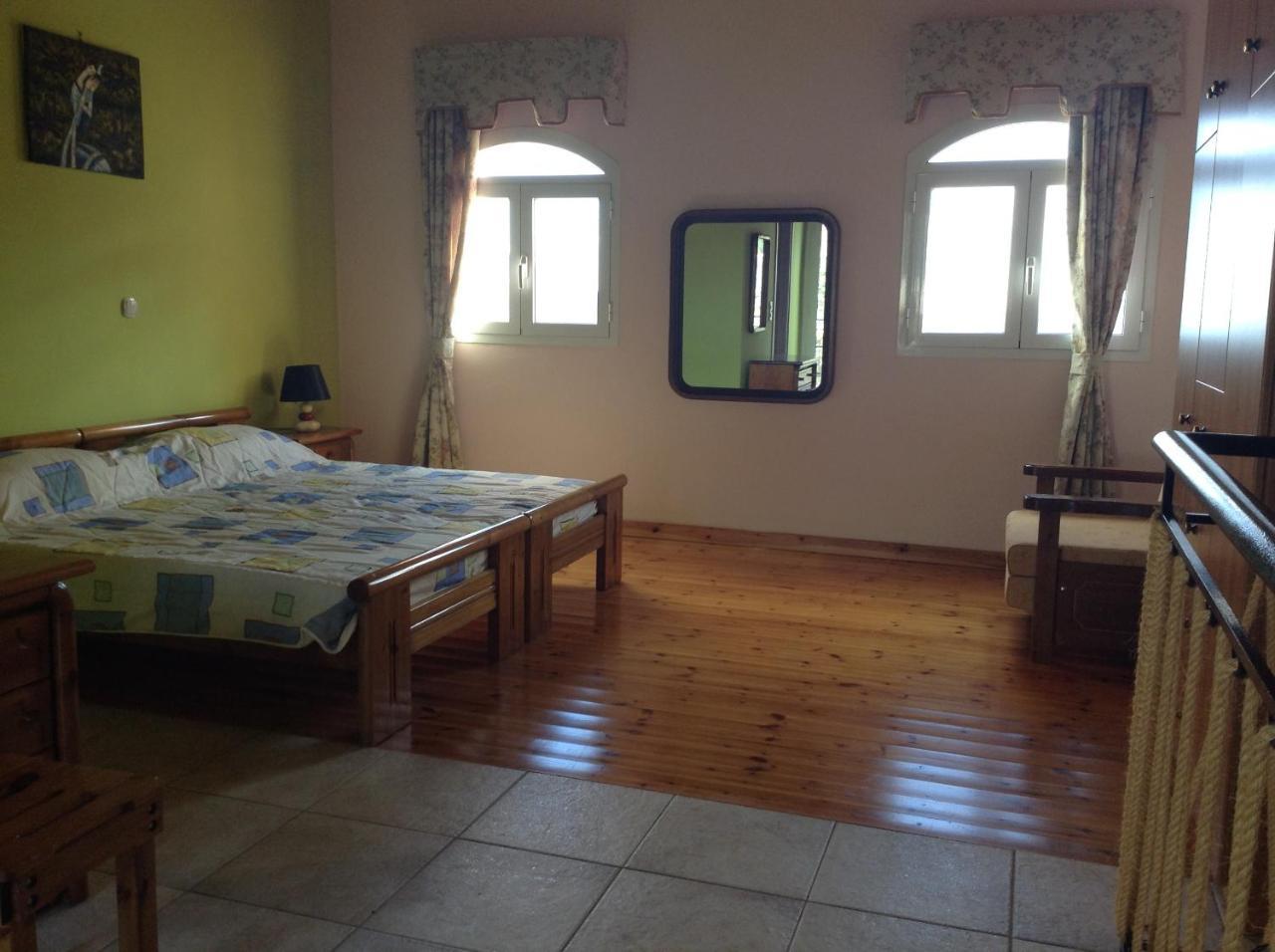 Dogis Retreat Apartment Agia Efimia ภายนอก รูปภาพ